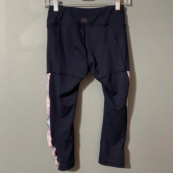 Calia Navy Rainbow Snake Print Cropped Leggings - Picture 5 of 7